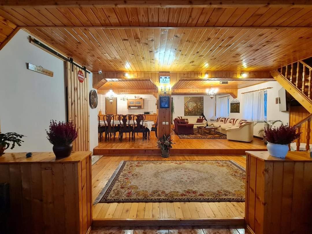 Casa Rai Villa Predeal Bagian luar foto